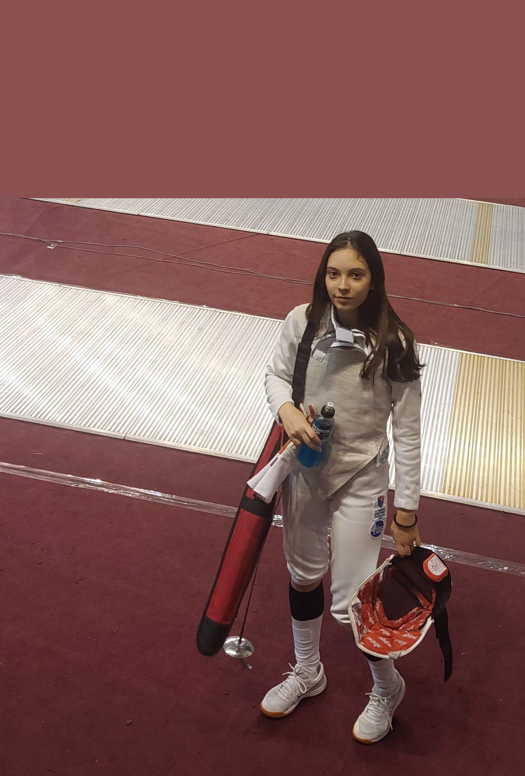 Yıldızlar Milli Eskrim Sporcumuz Nilim Karavelioğlu