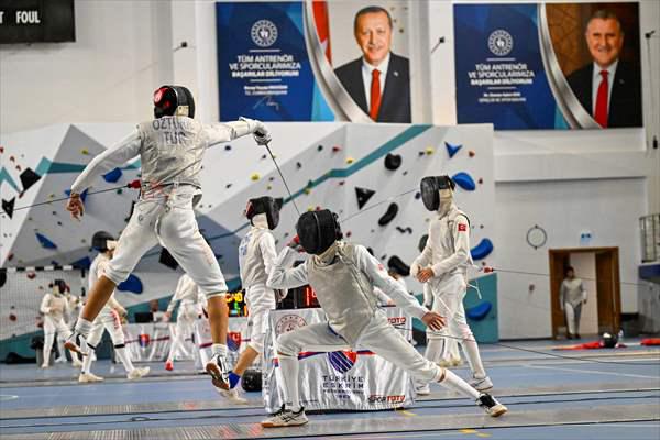 Çavuşdere Üsküdar — pistte flöre antrenmanı